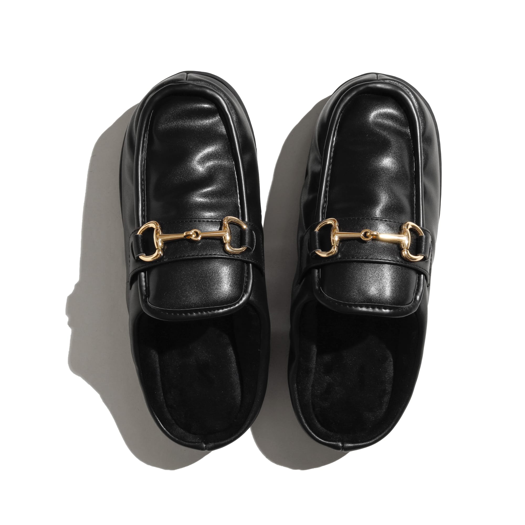 SUBU DOTS LOAFER Black pair viewed from above, official product photograph