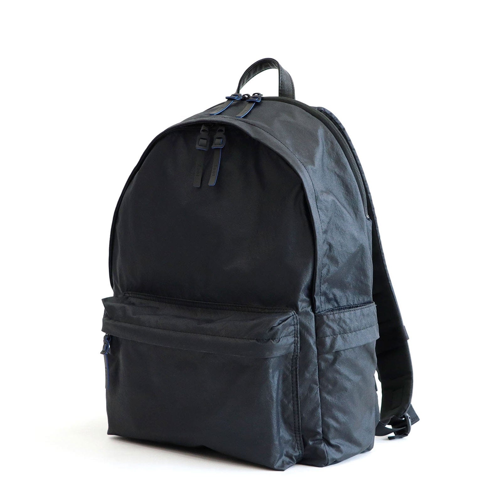Black Root Float Daypack NORI:LUX, three-quarter product view
