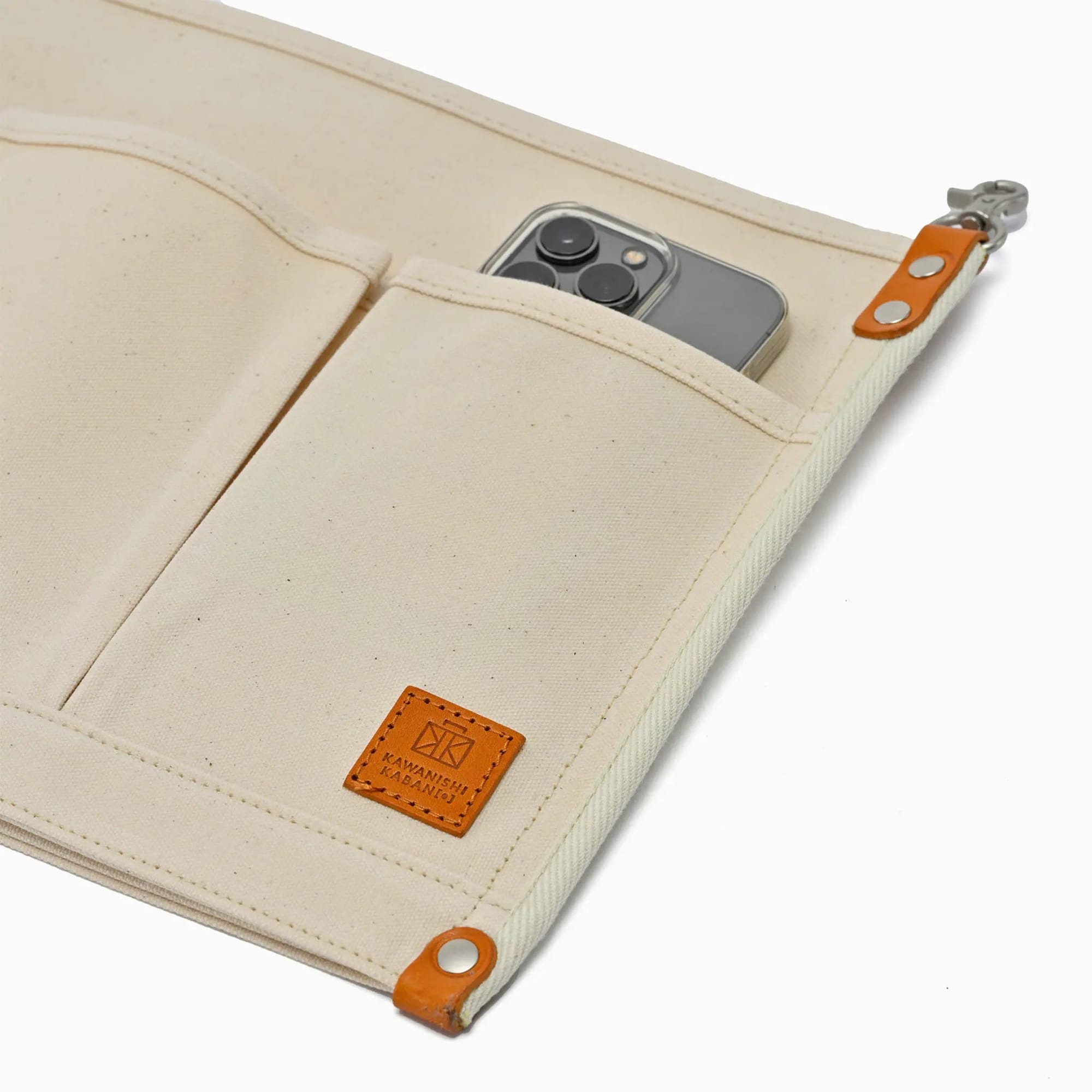 Gravy pockets and leather label with example phone