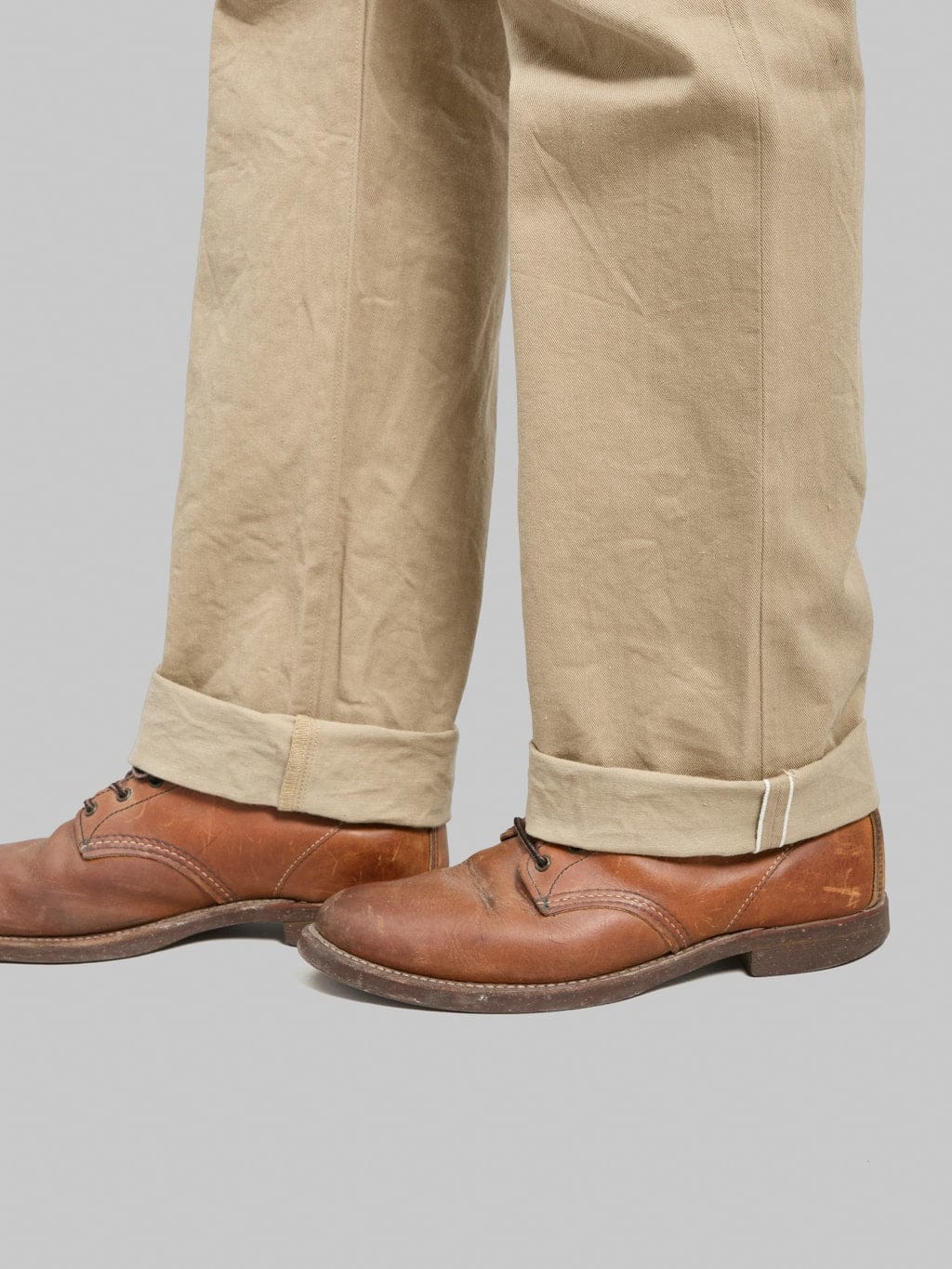 Turned cuff and selvedge detail on ONI 271-SVCKB.