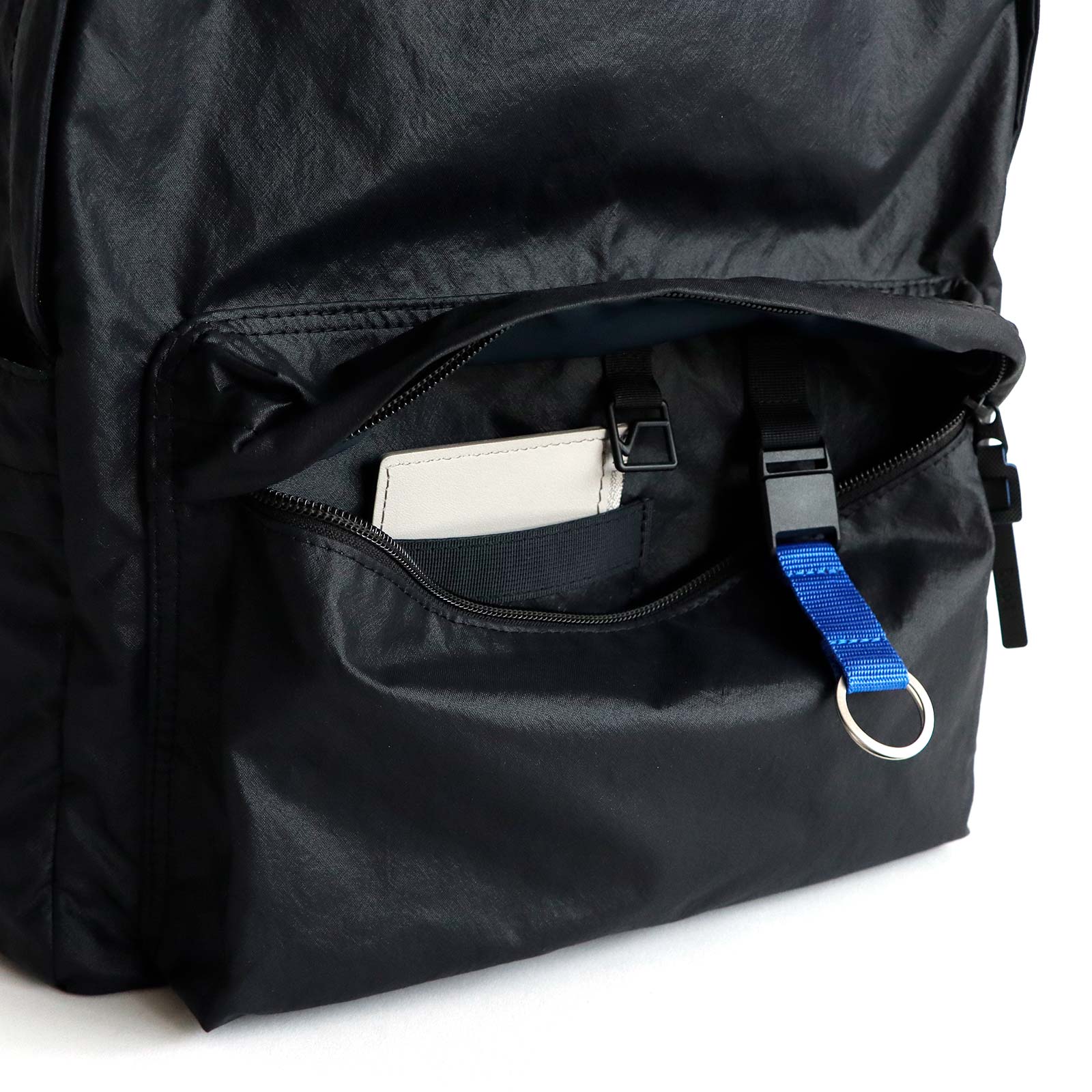 Float Daypack front organiser pocket with keys and small items