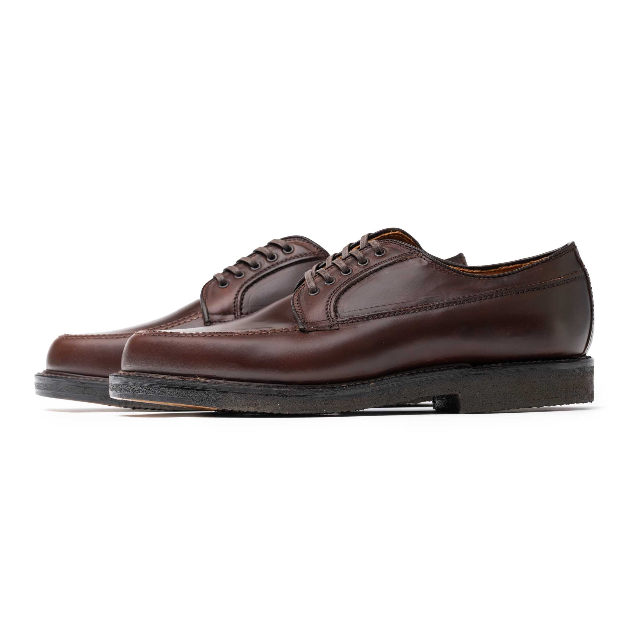 Side profile of the brown Alden M3612 Ranger Moc showing the crepe sole.